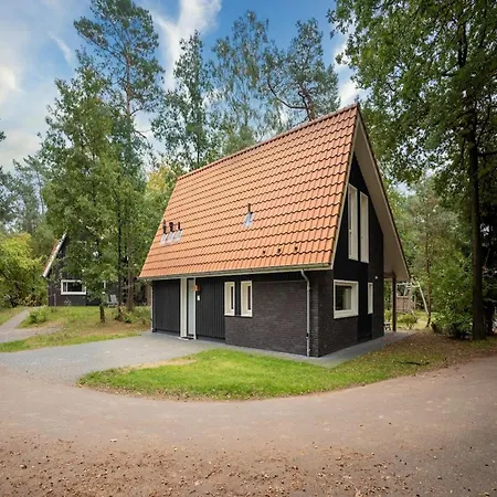 Chalet In Veluwe Near Scenic Trails *